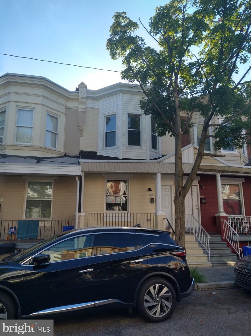 1414 Hirst St, Philadelphia PA 19151-3809 exterior
