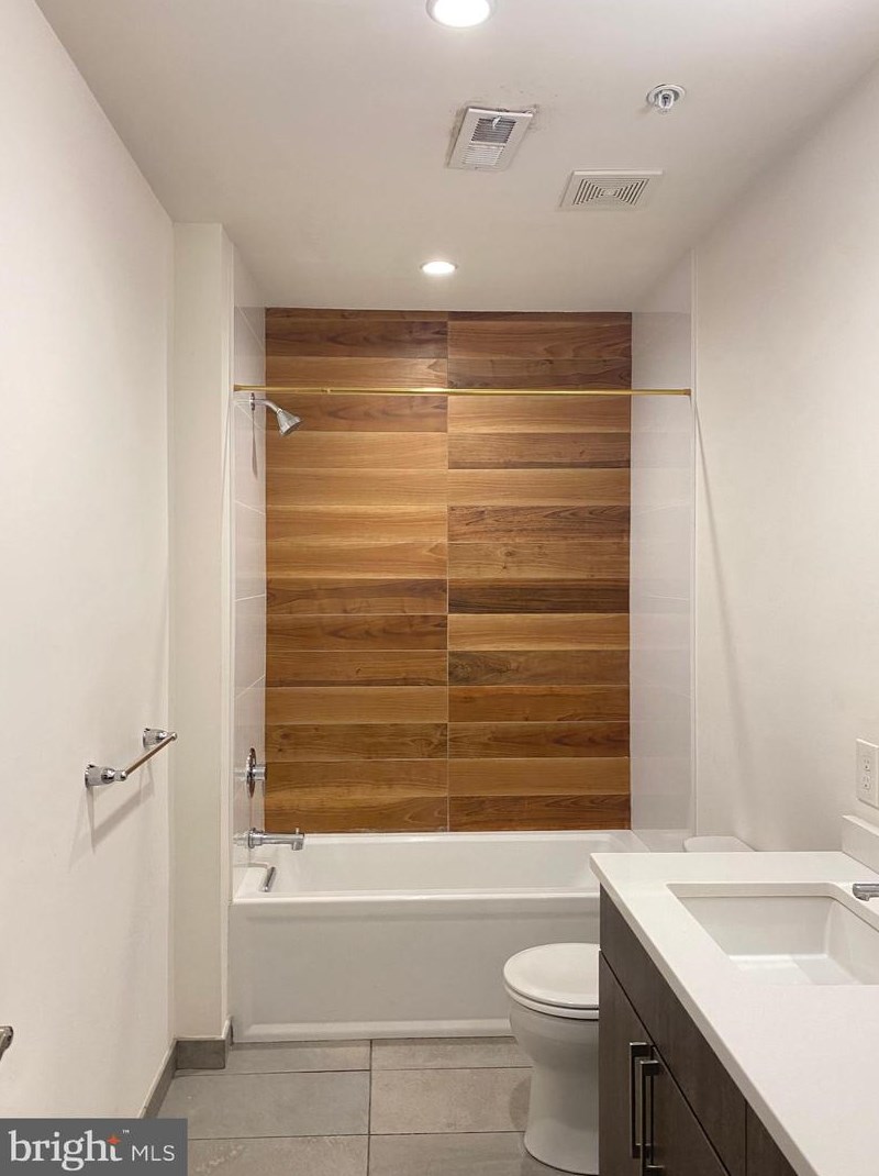 4027 Baring St, Philadelphia PA 19104-2271 exterior