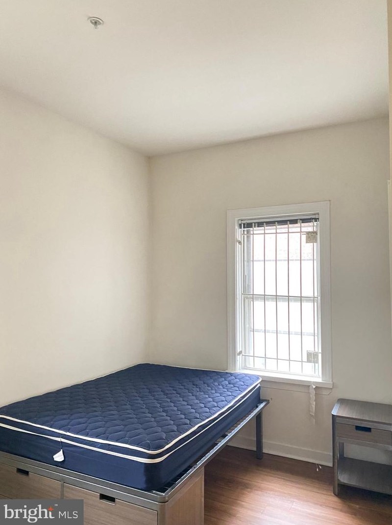 4027 Baring St, Philadelphia PA 19104-2271 exterior