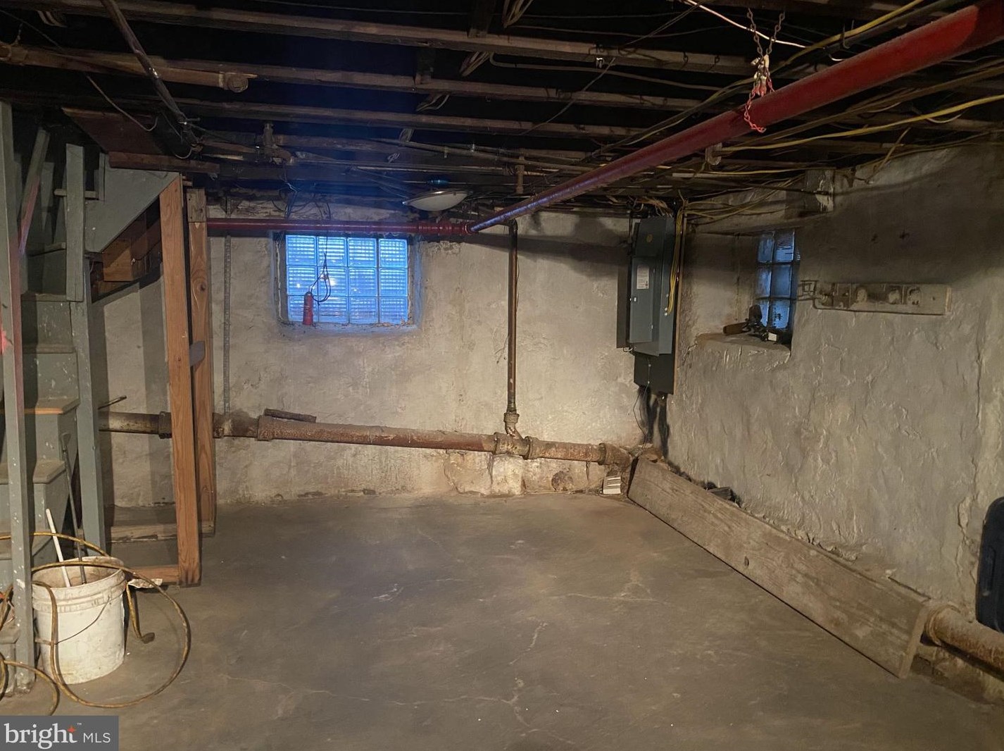 627 Locust Ave, Philadelphia PA  19144-1344 exterior