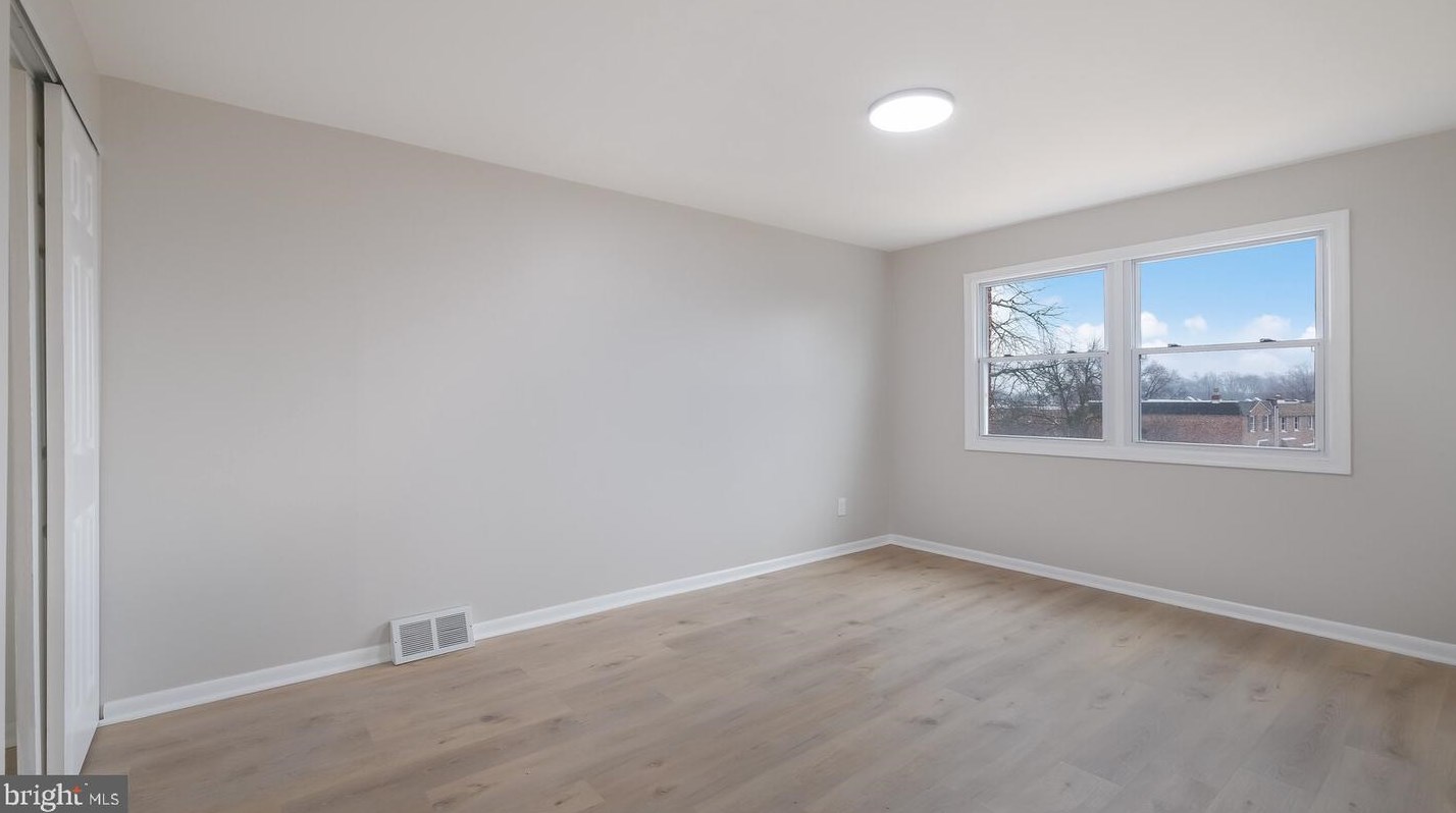 12797 Dunks Ferry Rd, Philadelphia PA  19154-1426 exterior