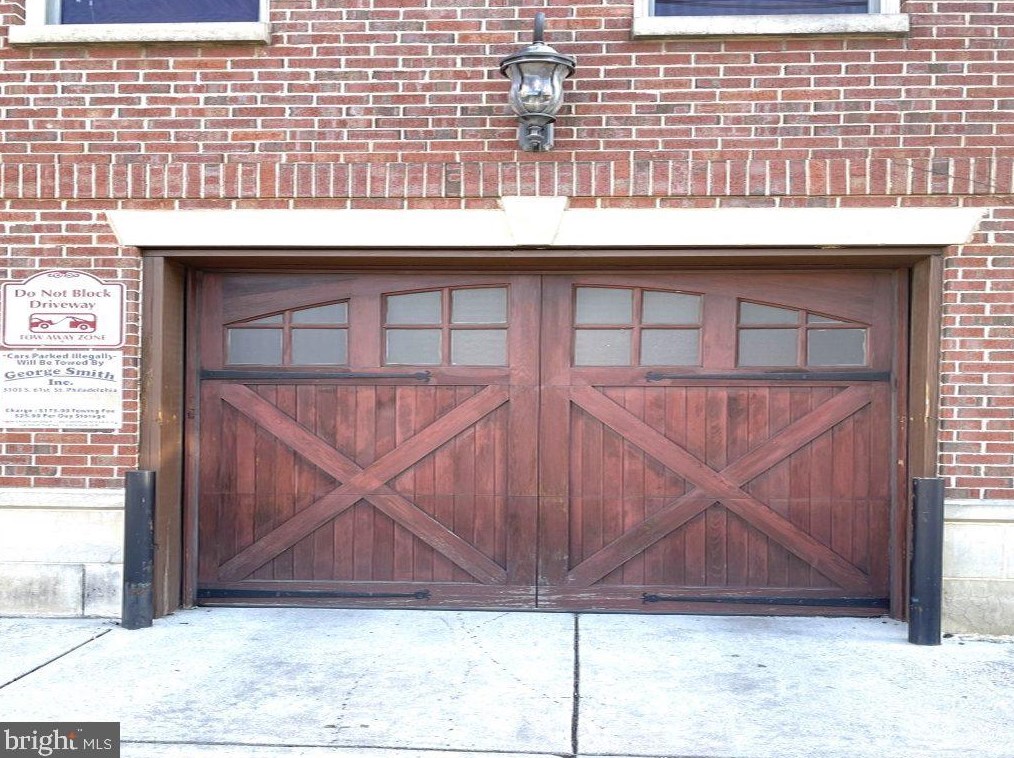 1221 Shackamaxon St, Philadelphia PA  19125-3913 exterior