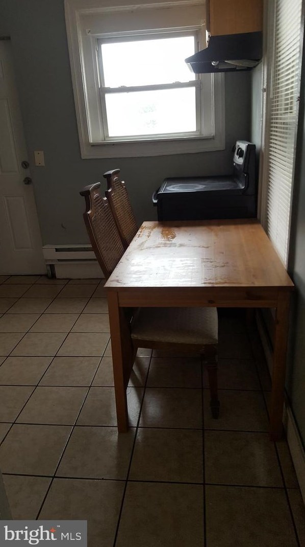 1303 Venango St, Philadelphia PA 19140-4133 exterior