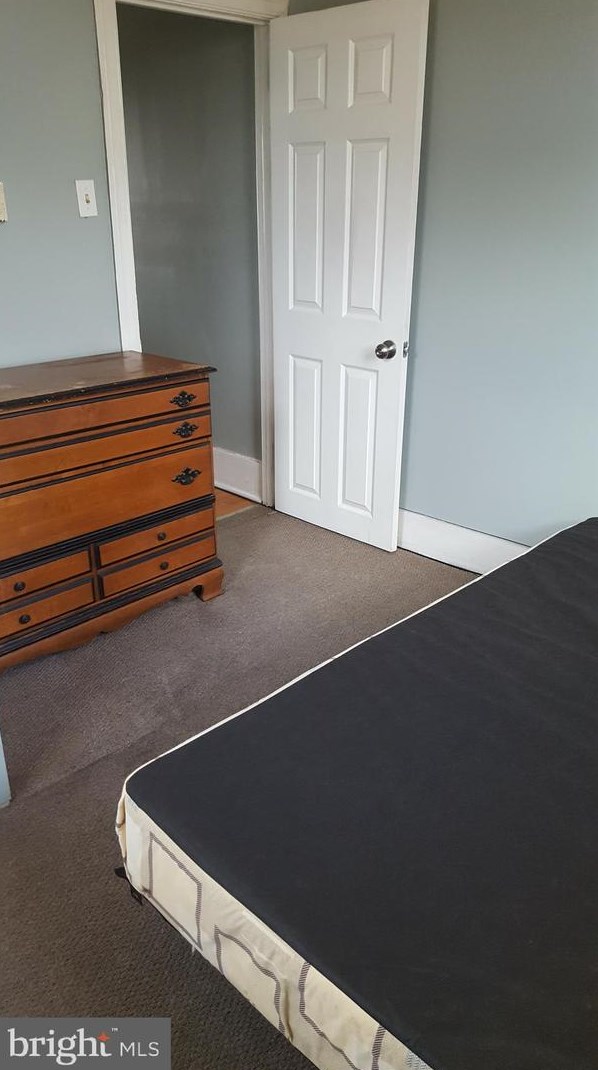 1303 Venango St, Philadelphia PA 19140-4133 exterior