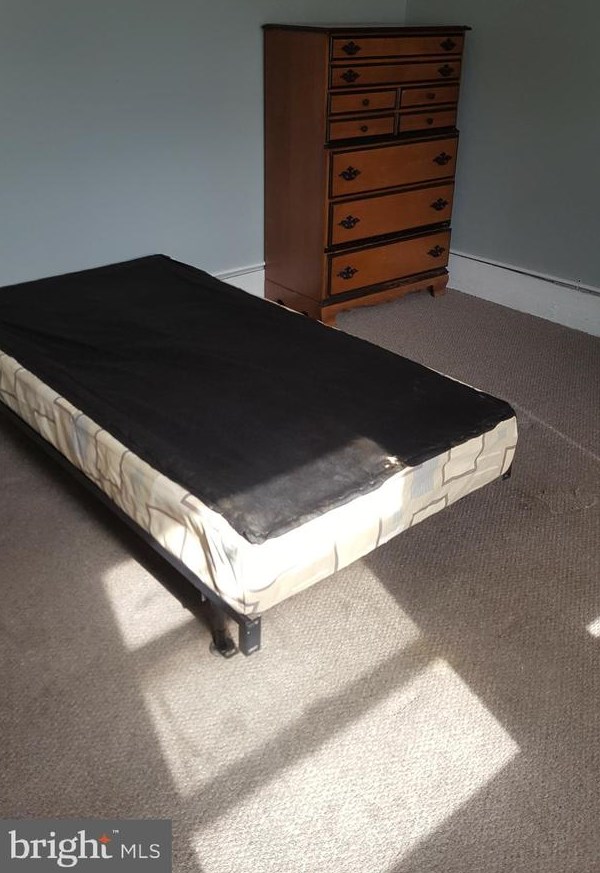 1303 Venango St, Philadelphia PA 19140-4133 exterior