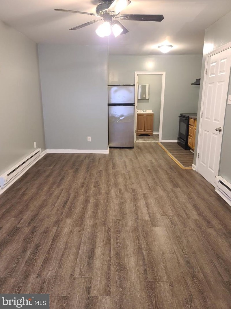 1303 Venango St, Philadelphia PA 19140-4133 exterior