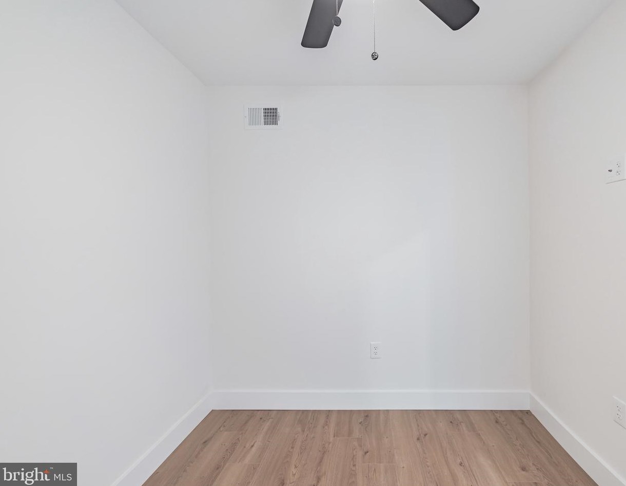 2144 Opal St, Philadelphia PA  19145-3606 exterior