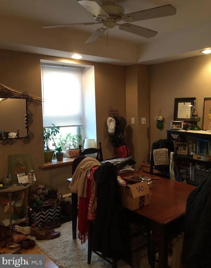 4820 Ogle St, Philadelphia PA  19127-1905 exterior