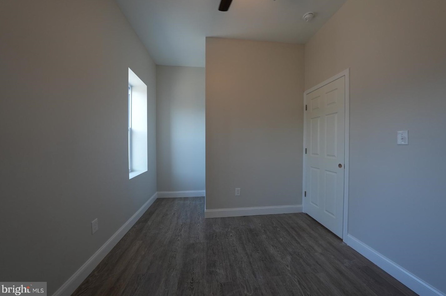 30 Meehan Ave, Philadelphia PA  19119-2129 exterior