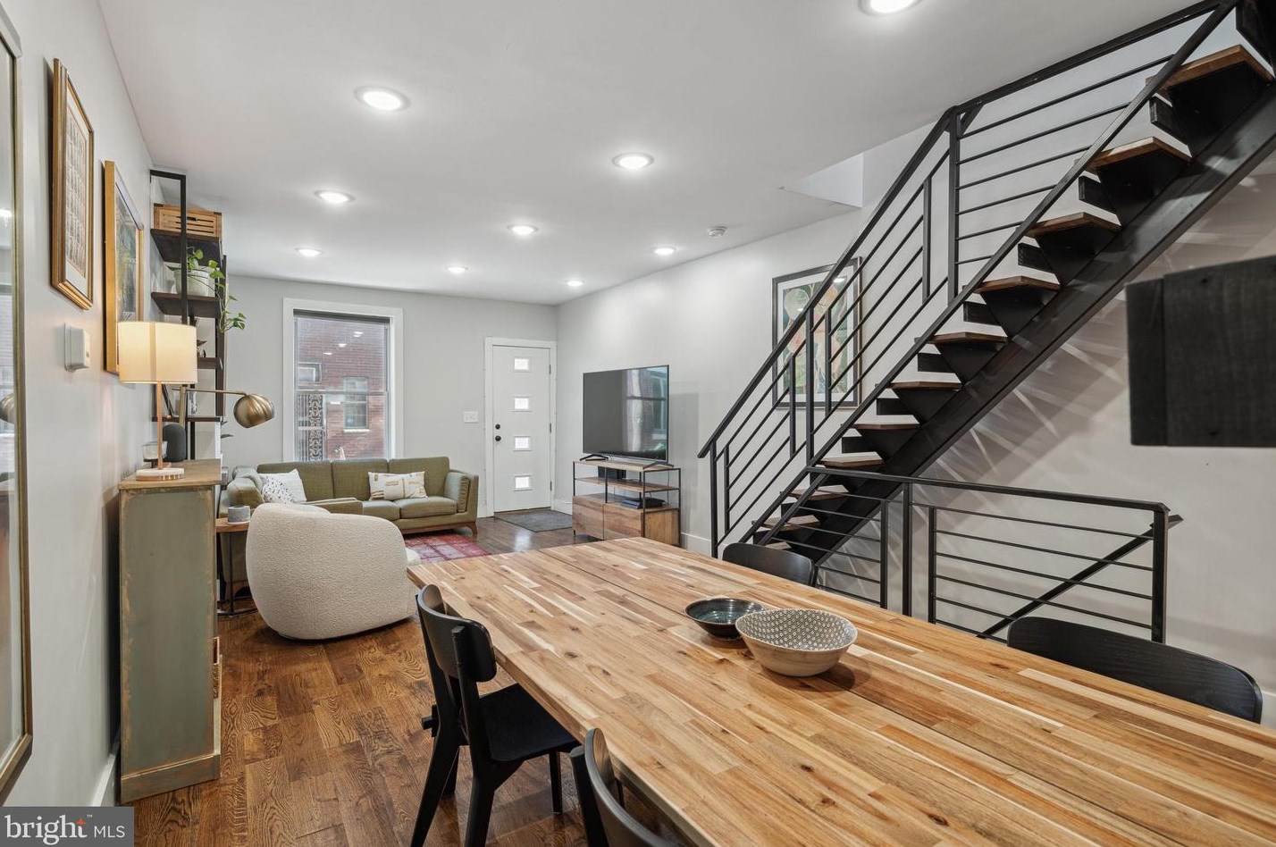 1752 Mole St, Philadelphia PA  19145-2219 exterior