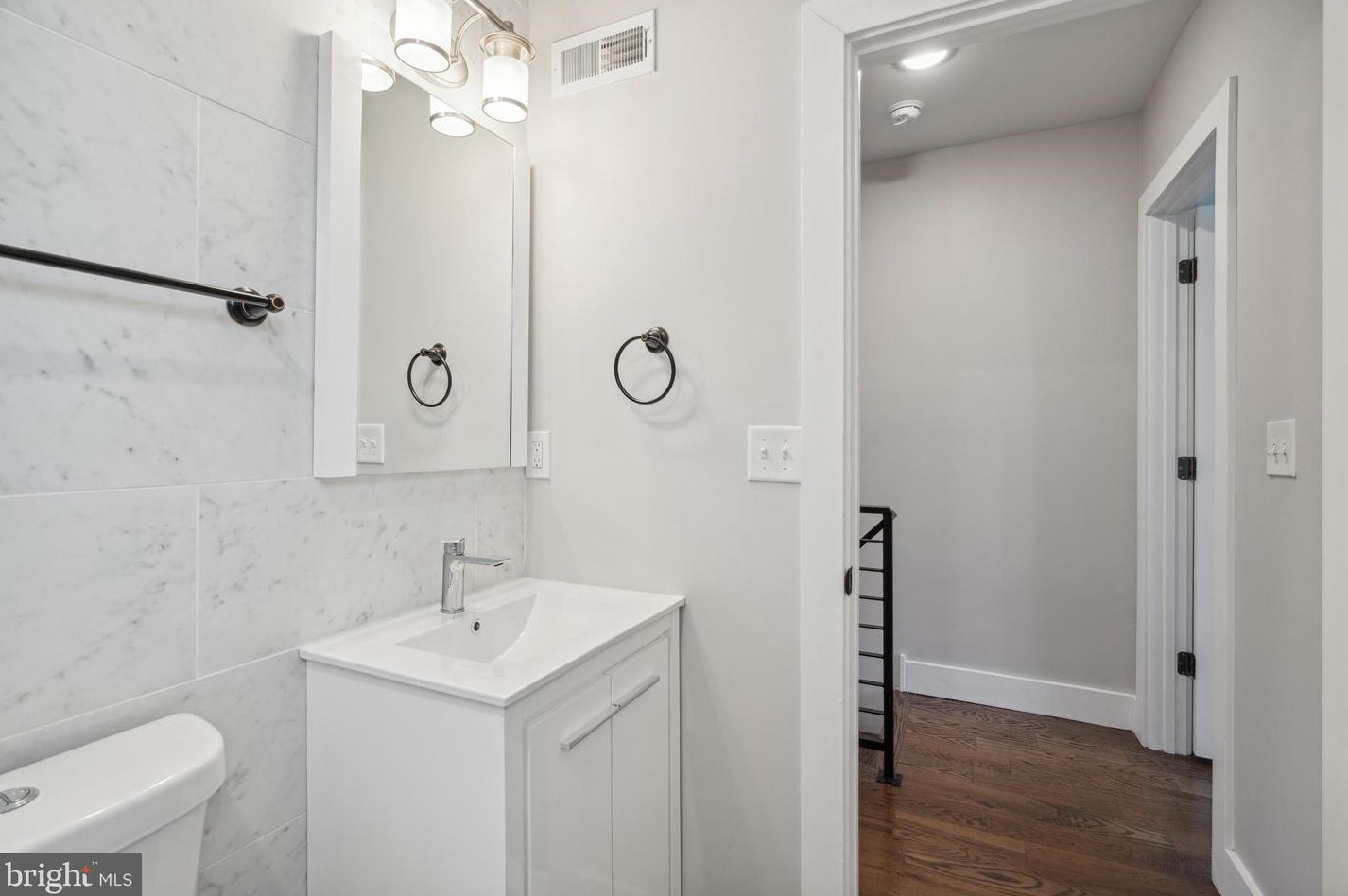 1752 Mole St, Philadelphia PA  19145-2219 exterior