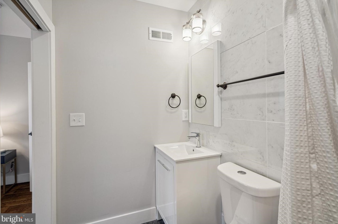 1752 Mole St, Philadelphia PA  19145-2219 exterior
