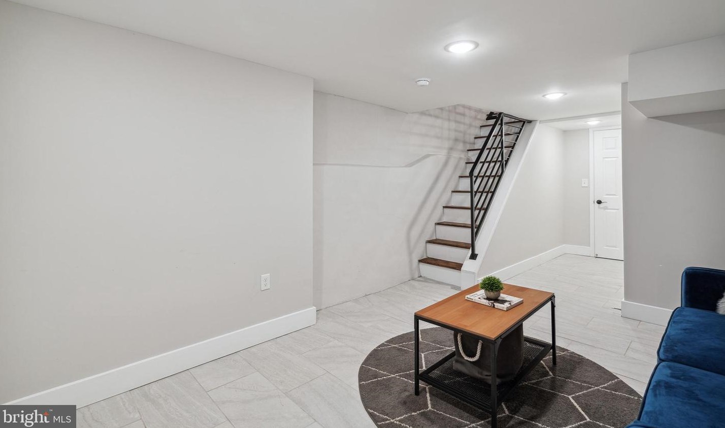 1752 Mole St, Philadelphia PA  19145-2219 exterior