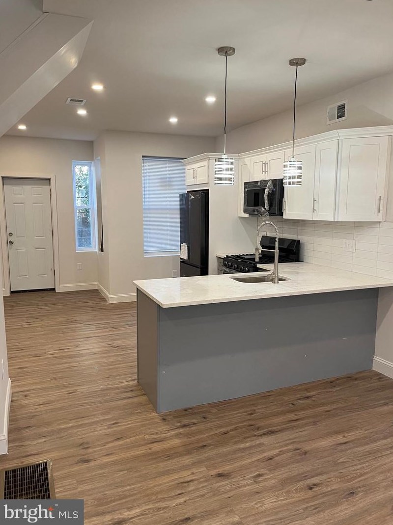 2920 Taney St, Philadelphia PA  19132-1209 exterior