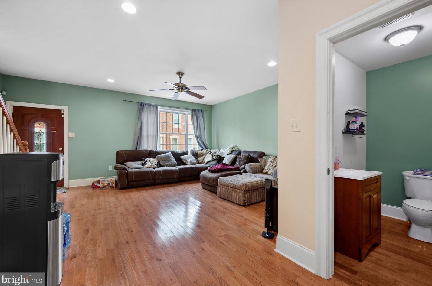 2977 Salmon St, Philadelphia PA  19134-5721 exterior