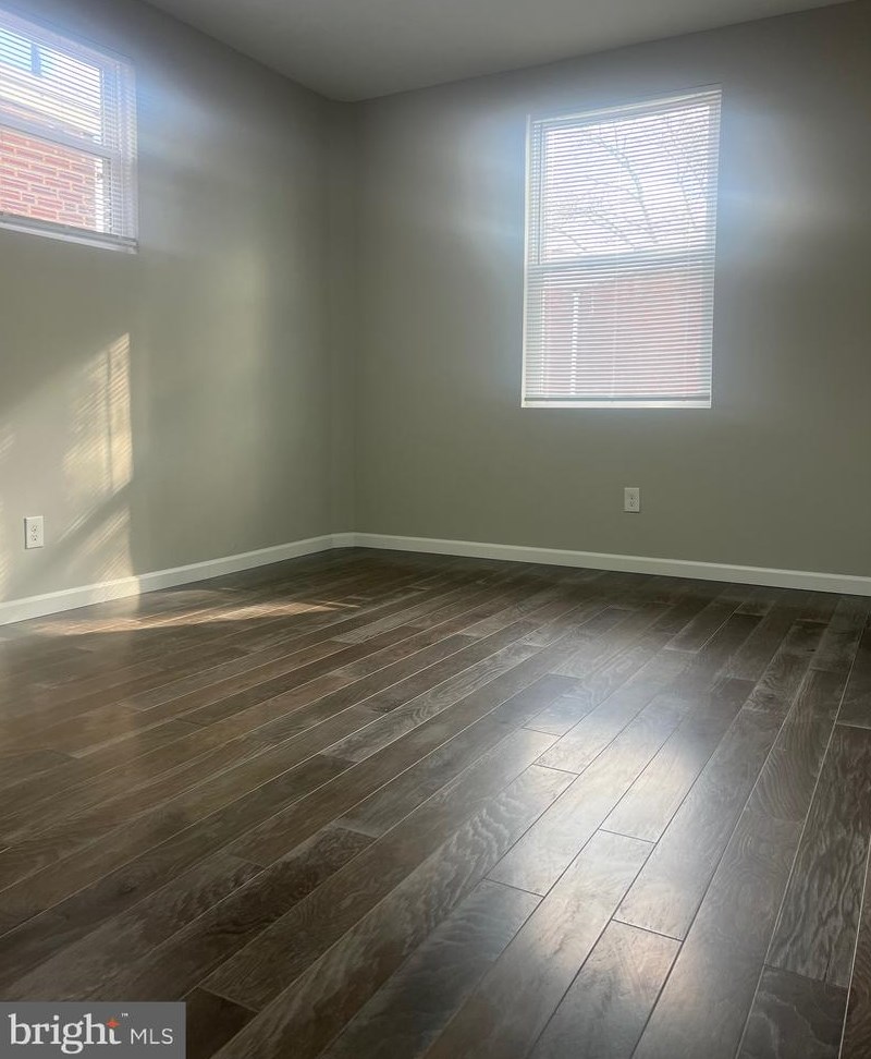 2440 75th Ave, Philadelphia PA  19138-1318 exterior