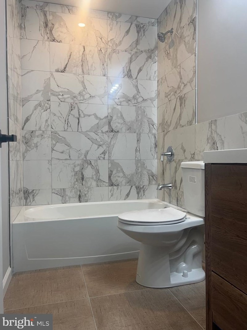 2440 75th Ave, Philadelphia PA  19138-1318 exterior