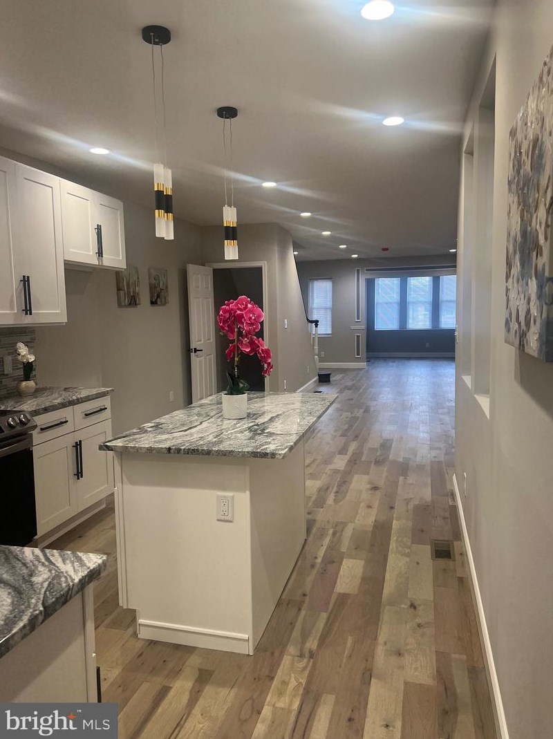 2440 75th Ave, Philadelphia PA  19138-1318 exterior