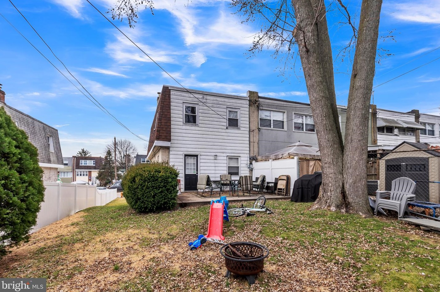 4219 Whiting Rd, Philadelphia PA  19154-2808 exterior