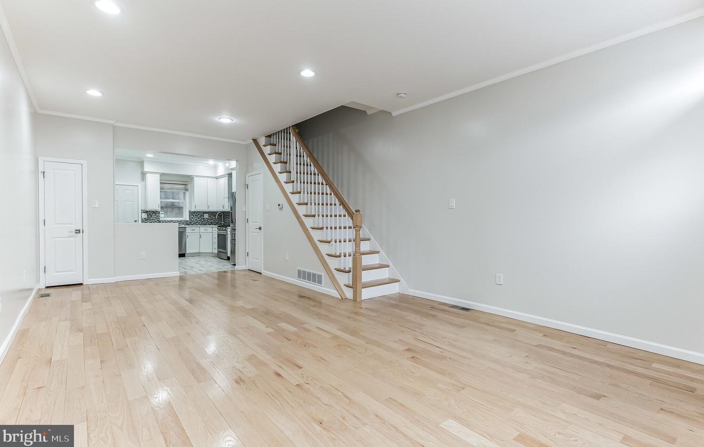 1106 7th St, Philadelphia PA  19147-4807 exterior