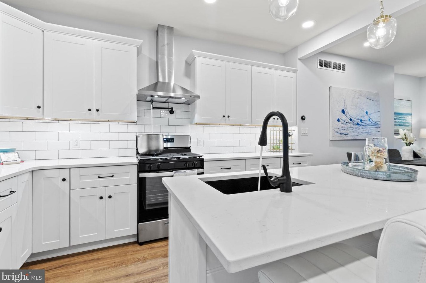 3812 Lauriston St, Philadelphia PA  19128-5106 exterior