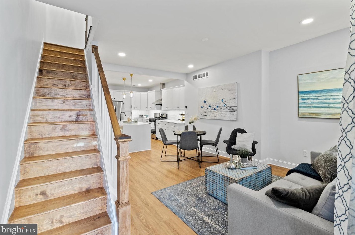 3812 Lauriston St, Philadelphia PA  19128-5106 exterior