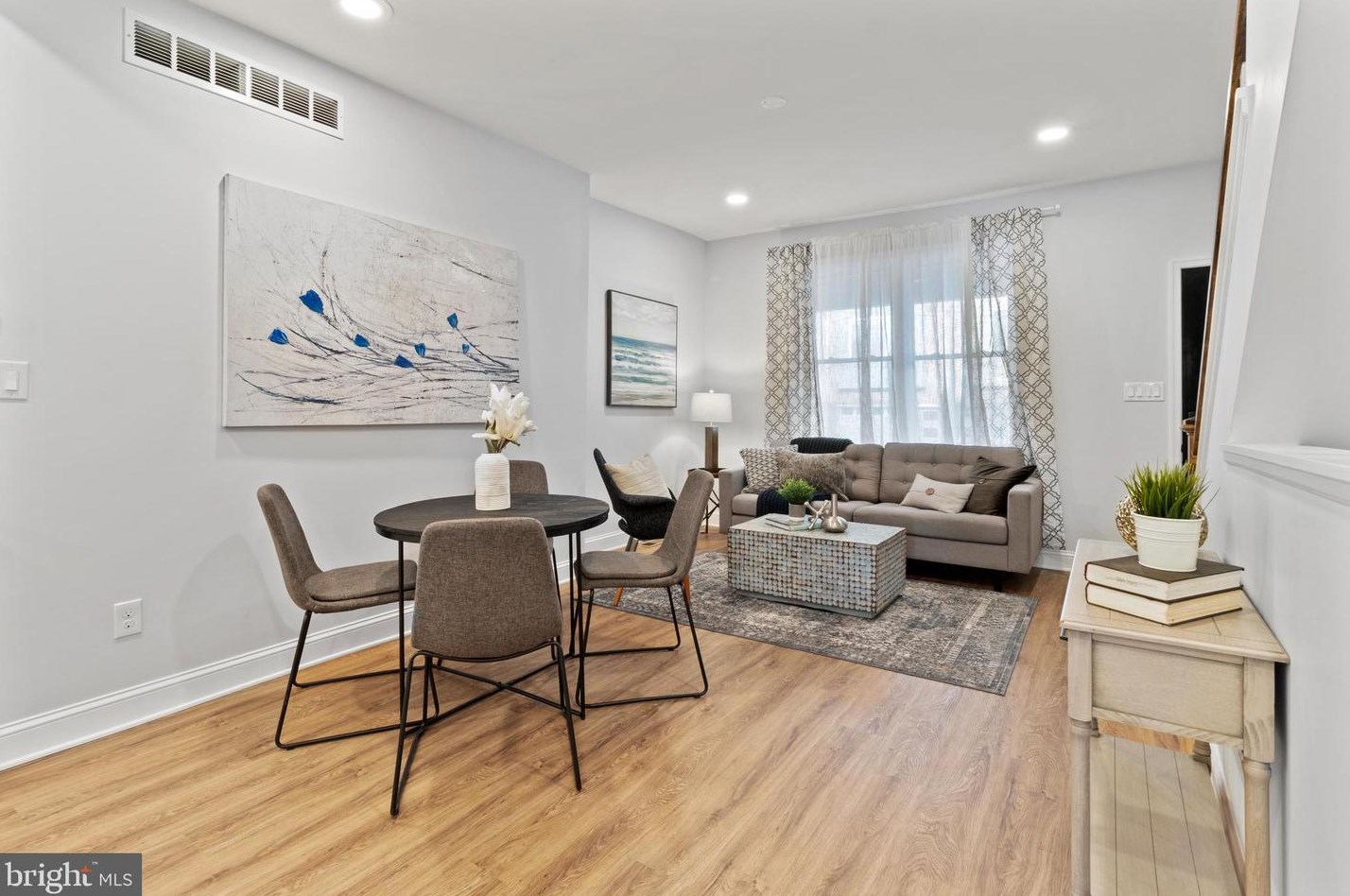 3812 Lauriston St, Philadelphia PA  19128-5106 exterior