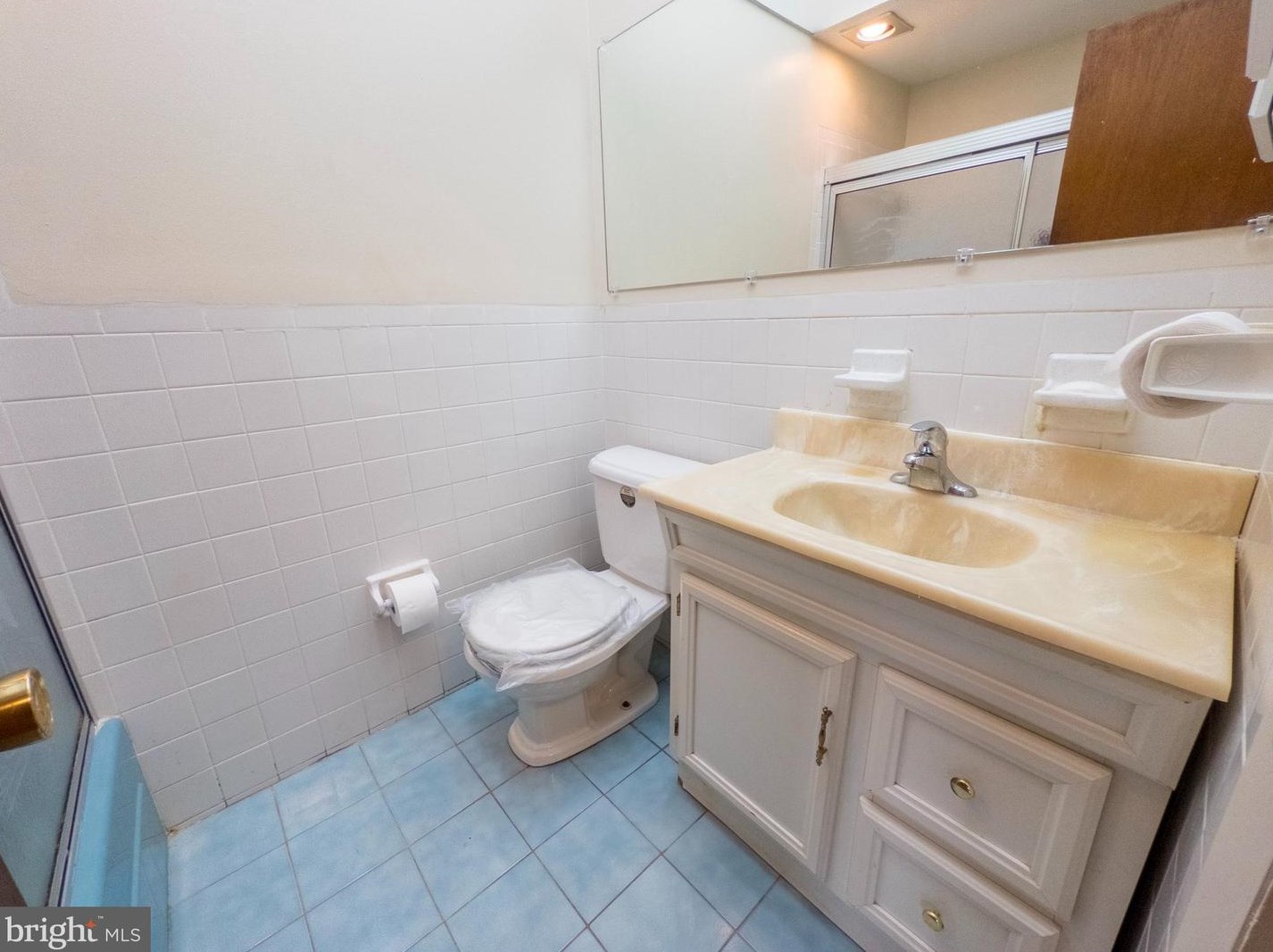 7206 Gannet Pl, Philadelphia PA  19153-2703 exterior