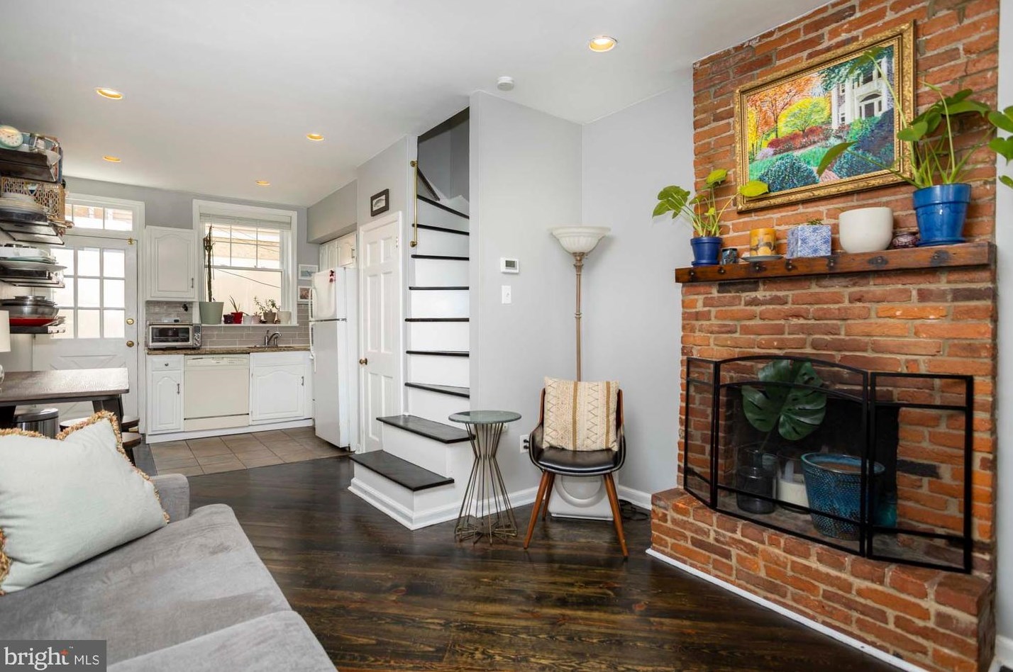 524 Kauffman St, Philadelphia PA  19147-3015 exterior