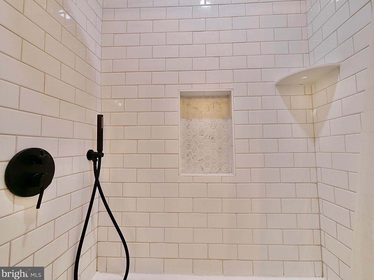 1944 Galloway St, Philadelphia PA  19148-2626 exterior