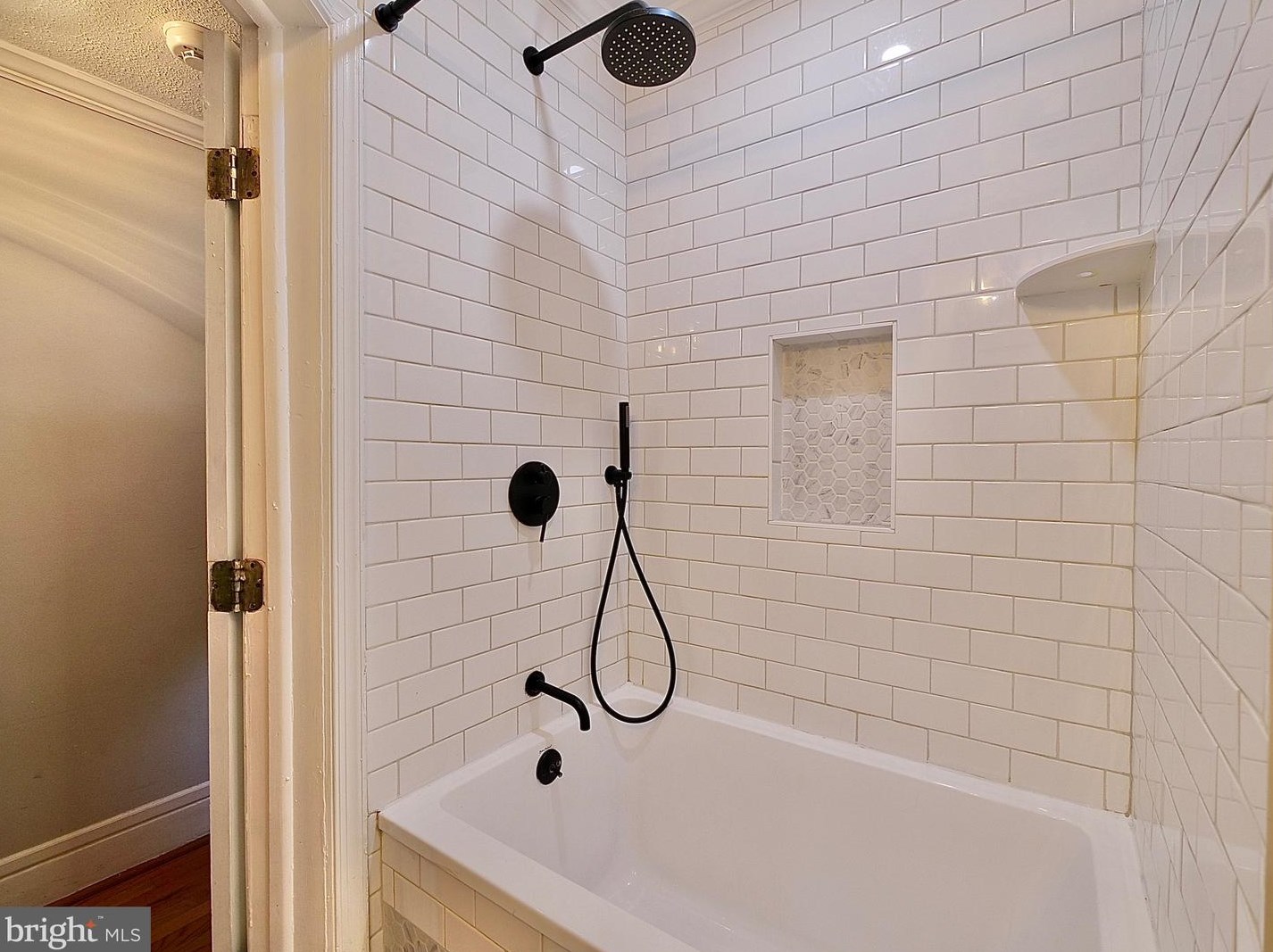 1944 Galloway St, Philadelphia PA  19148-2626 exterior