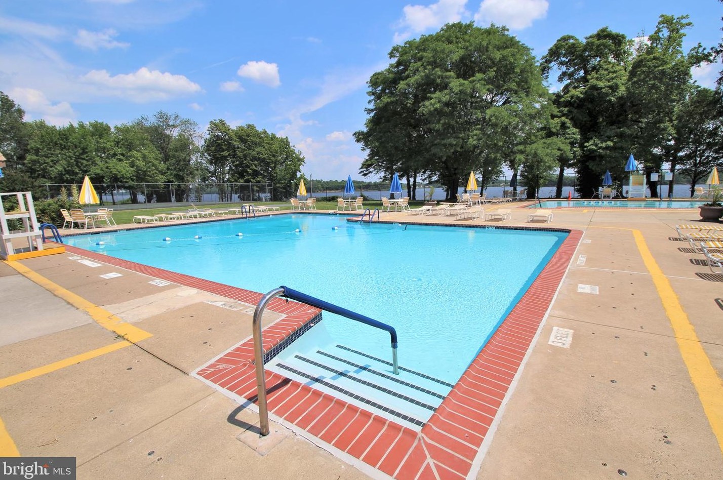 73203 Delaire Landing Rd, Philadelphia PA  19114-5437 exterior