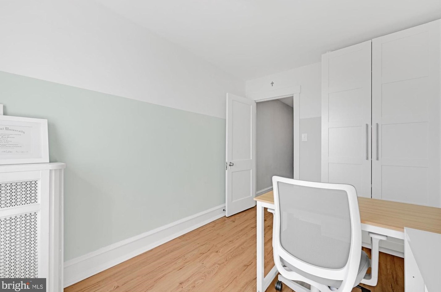241 Rector St, Philadelphia PA  19128-5036 exterior