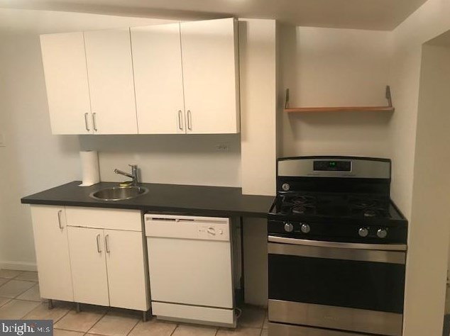 1132 Hewson St, Philadelphia PA  19125-3413 exterior