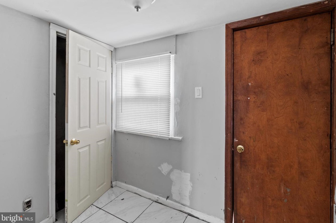 6513 Allman St, Philadelphia PA  19142-1923 exterior