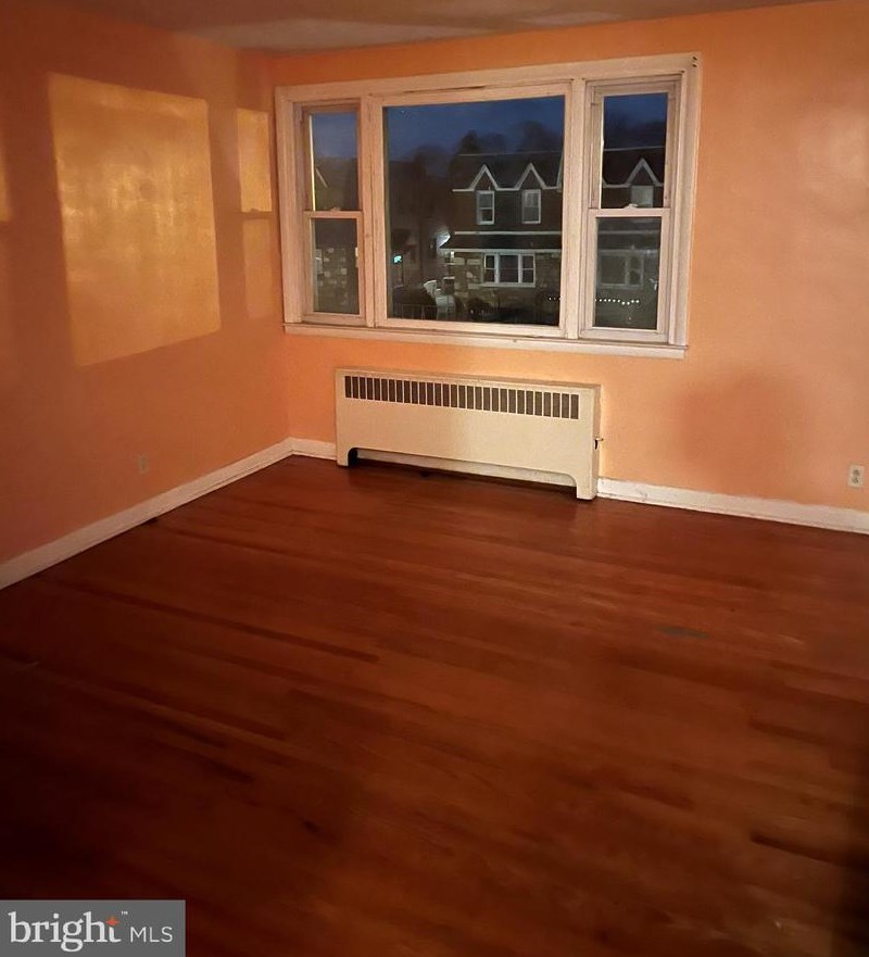 936 Brighton St, Philadelphia PA  19111-4129 exterior