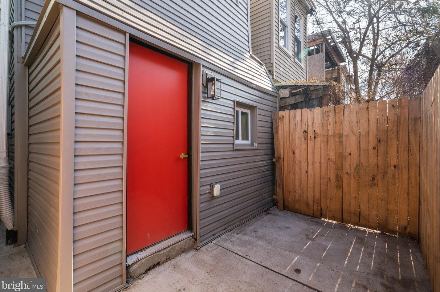 2160 Lambert St, Philadelphia PA  19121-1414 exterior