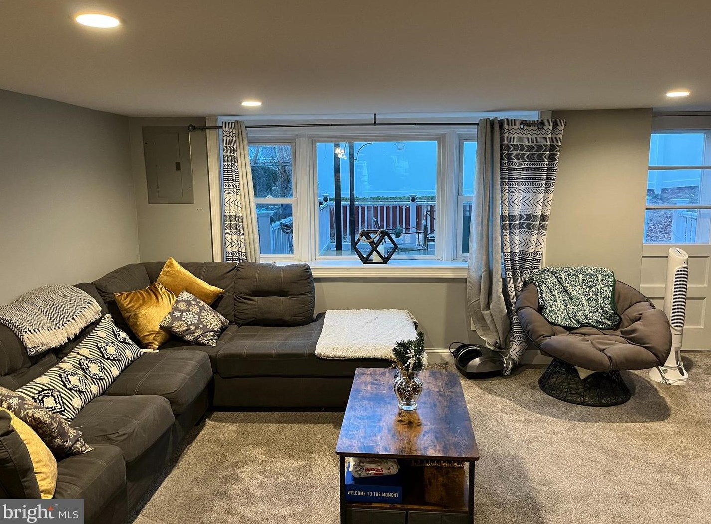 12016 Salina Pl, Philadelphia PA  19154-2613 exterior