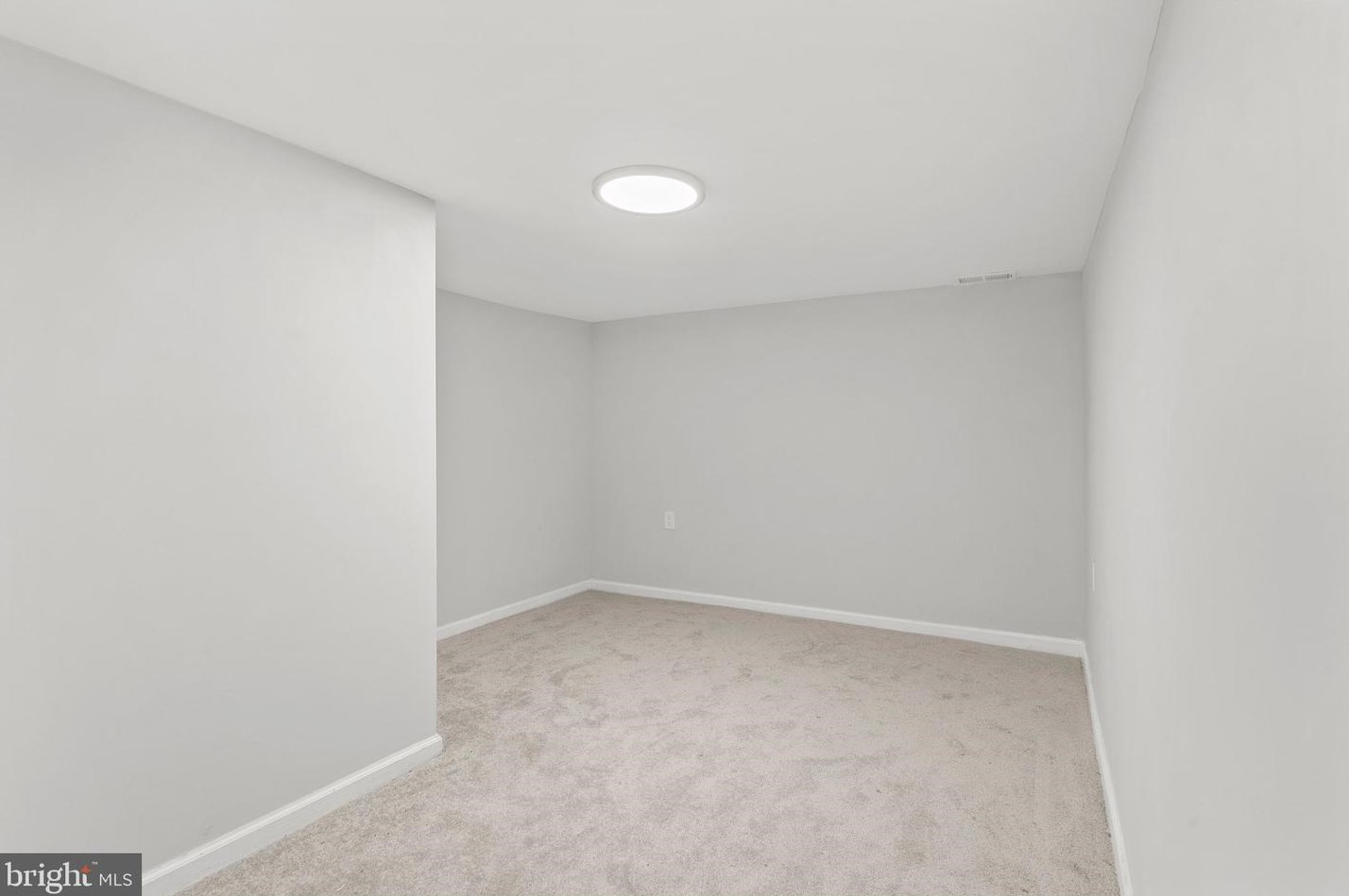 3631 Thompson St, Philadelphia PA  19134-5511 exterior