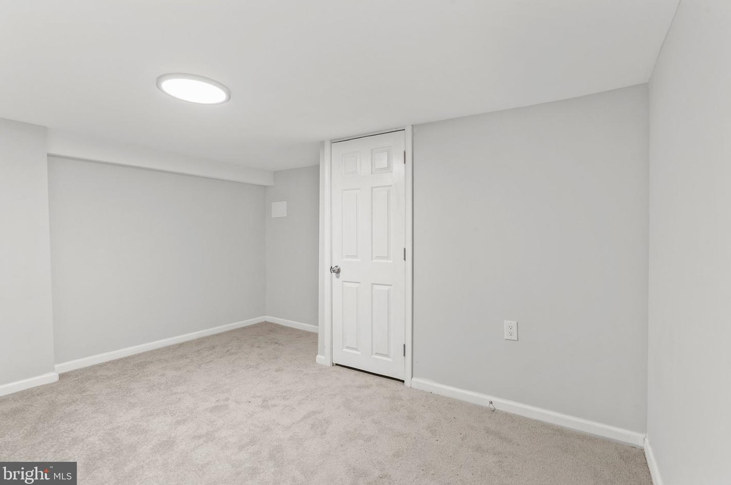 3631 Thompson St, Philadelphia PA  19134-5511 exterior