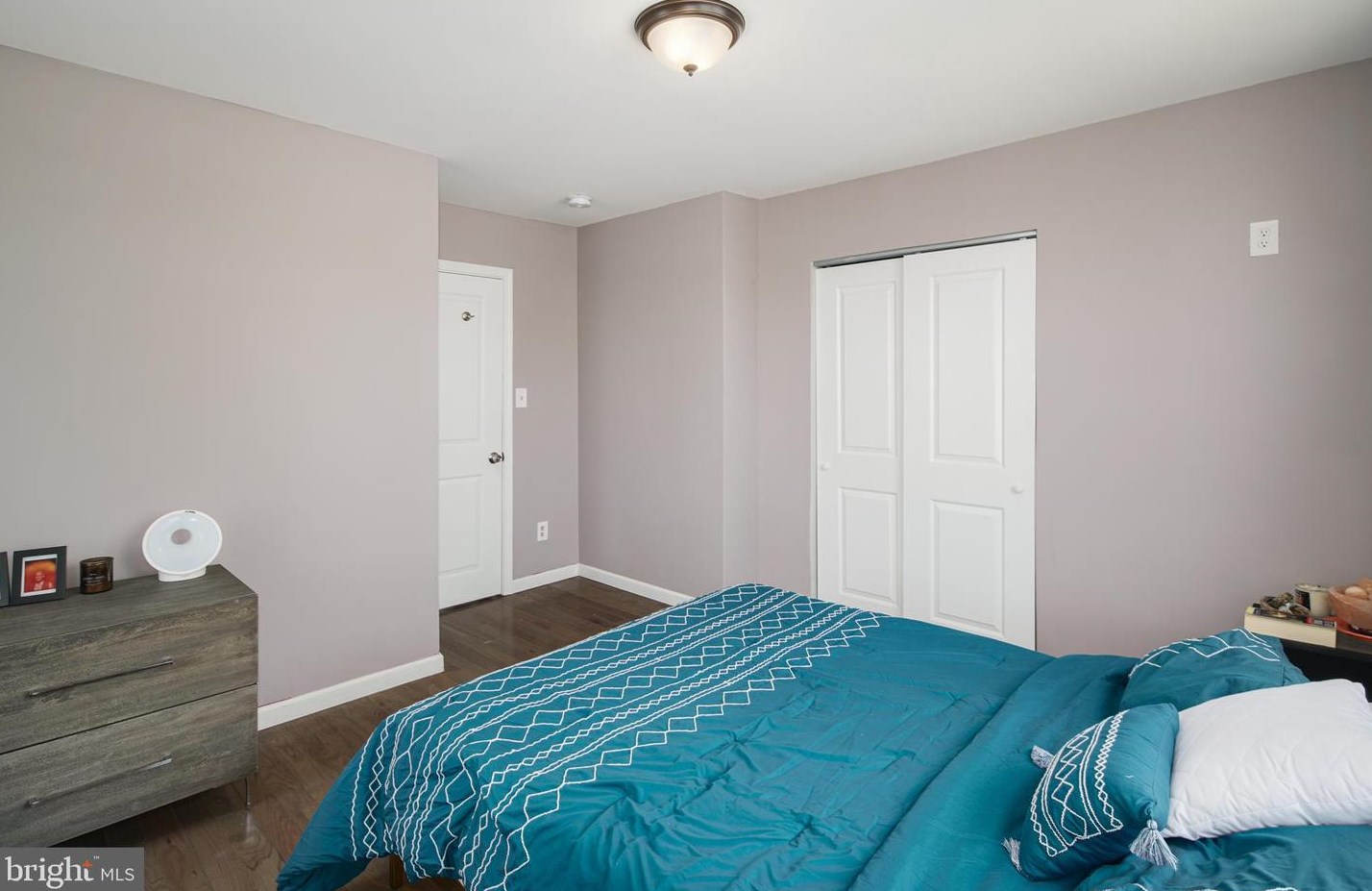 1054 Upsal St, Philadelphia PA  19119-3715 exterior