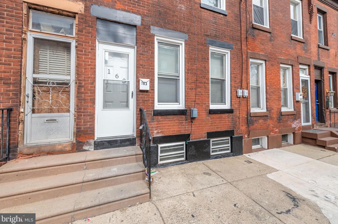 163 Wilt St, Philadelphia PA  19122-2430 exterior