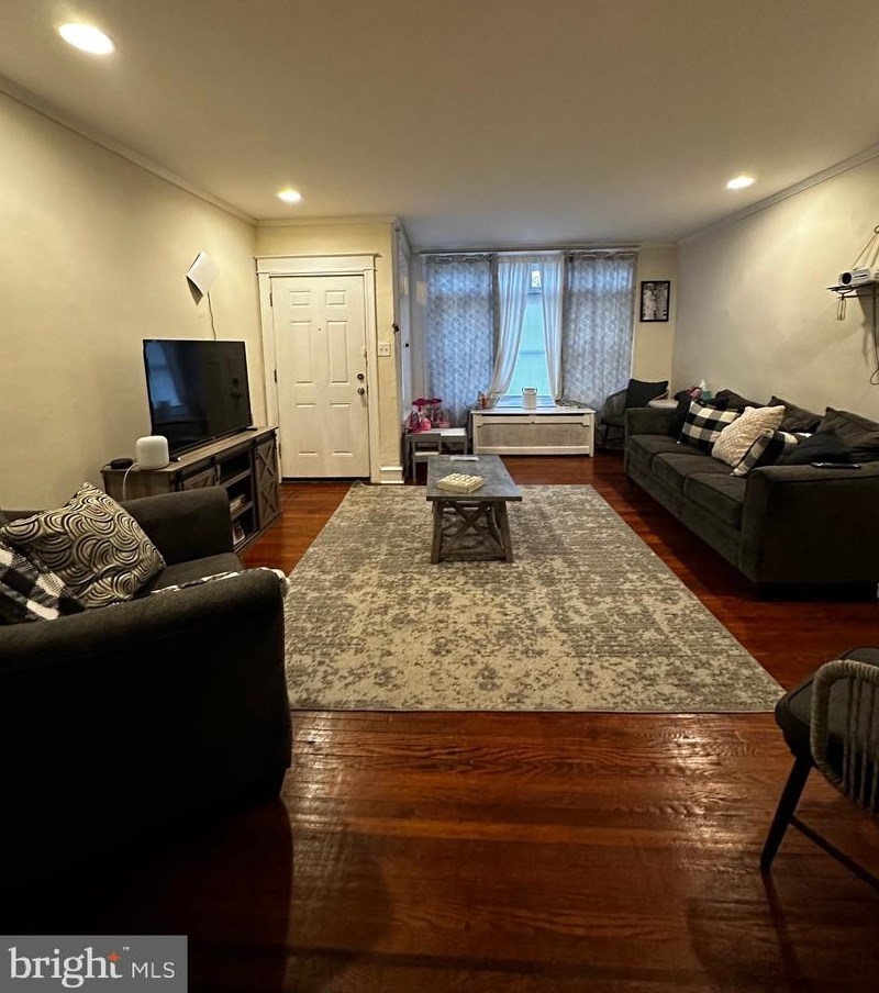 3424 Tyson Ave, Philadelphia PA  19149-2016 exterior