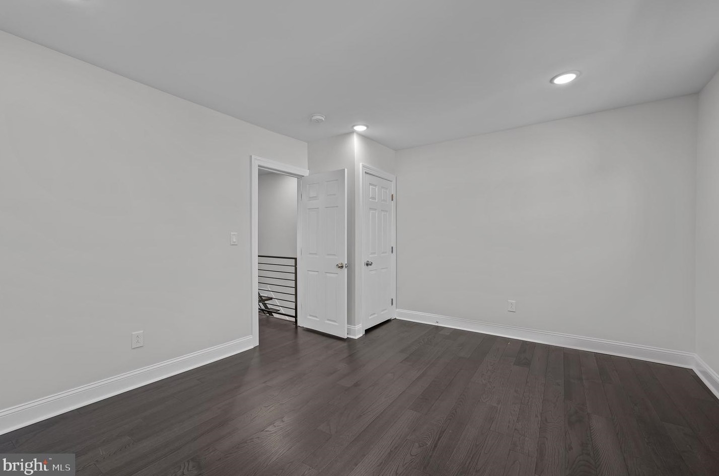 6012 Cedarhurst St, Philadelphia PA  19143-3105 exterior