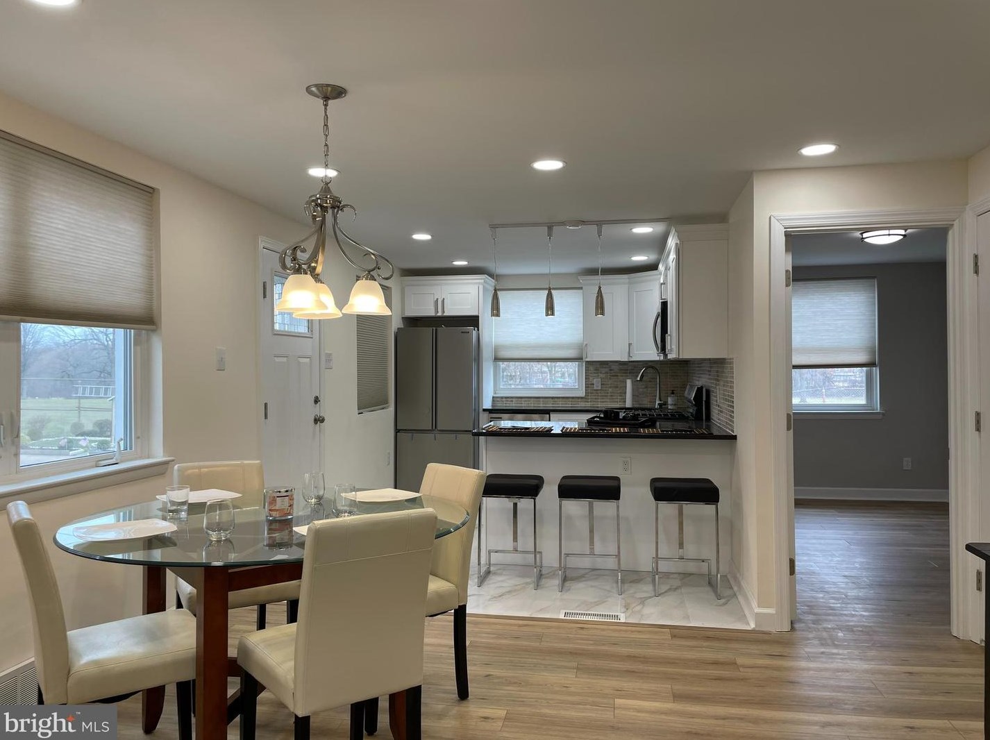 9251 Outlook Ave, Philadelphia PA  19114-3608 exterior