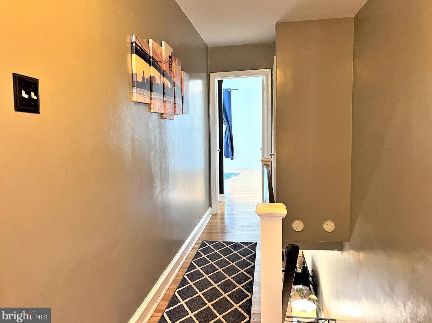 7153 Crittenden St, Philadelphia PA  19119-1217 exterior