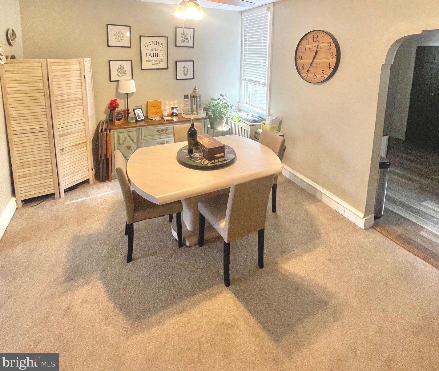 1360 Luzerne St, Philadelphia PA  19124-5360 exterior