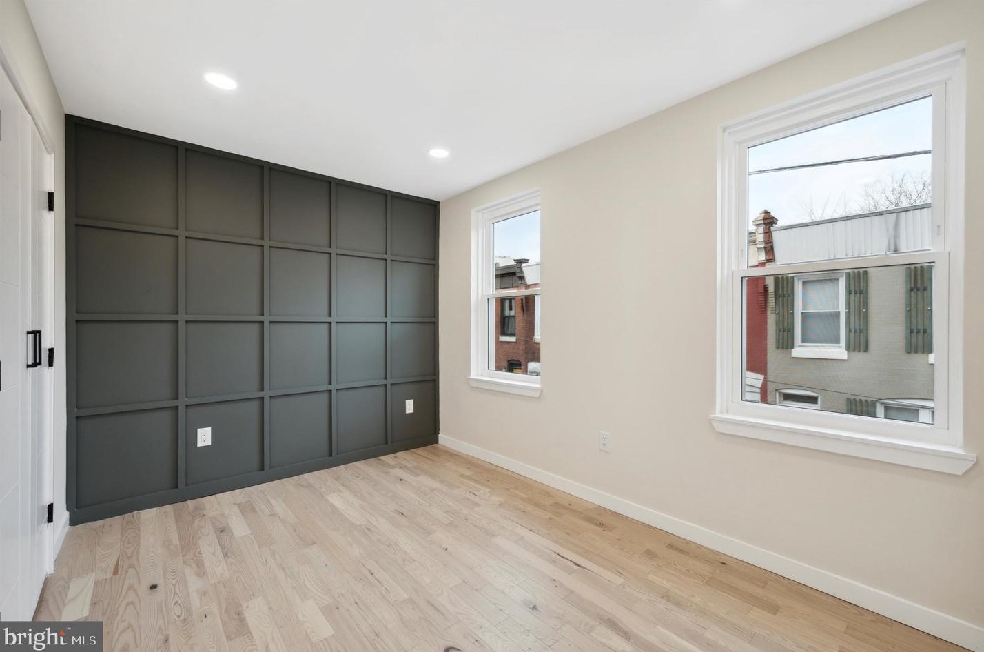 1255 Newkirk St, Philadelphia PA  19146-3625 exterior