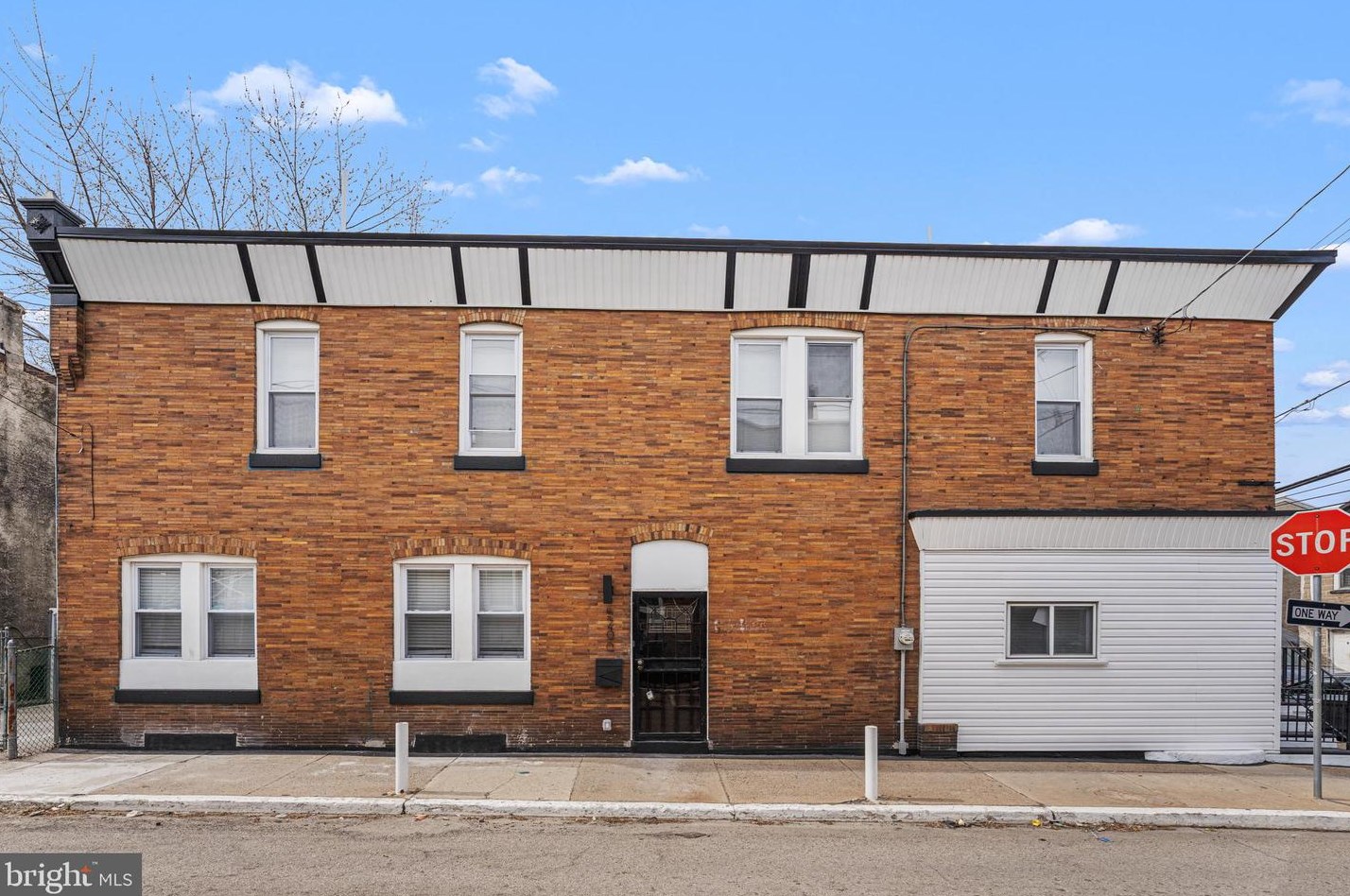 5200 Wakefield St, Philadelphia PA  19144-2325 exterior