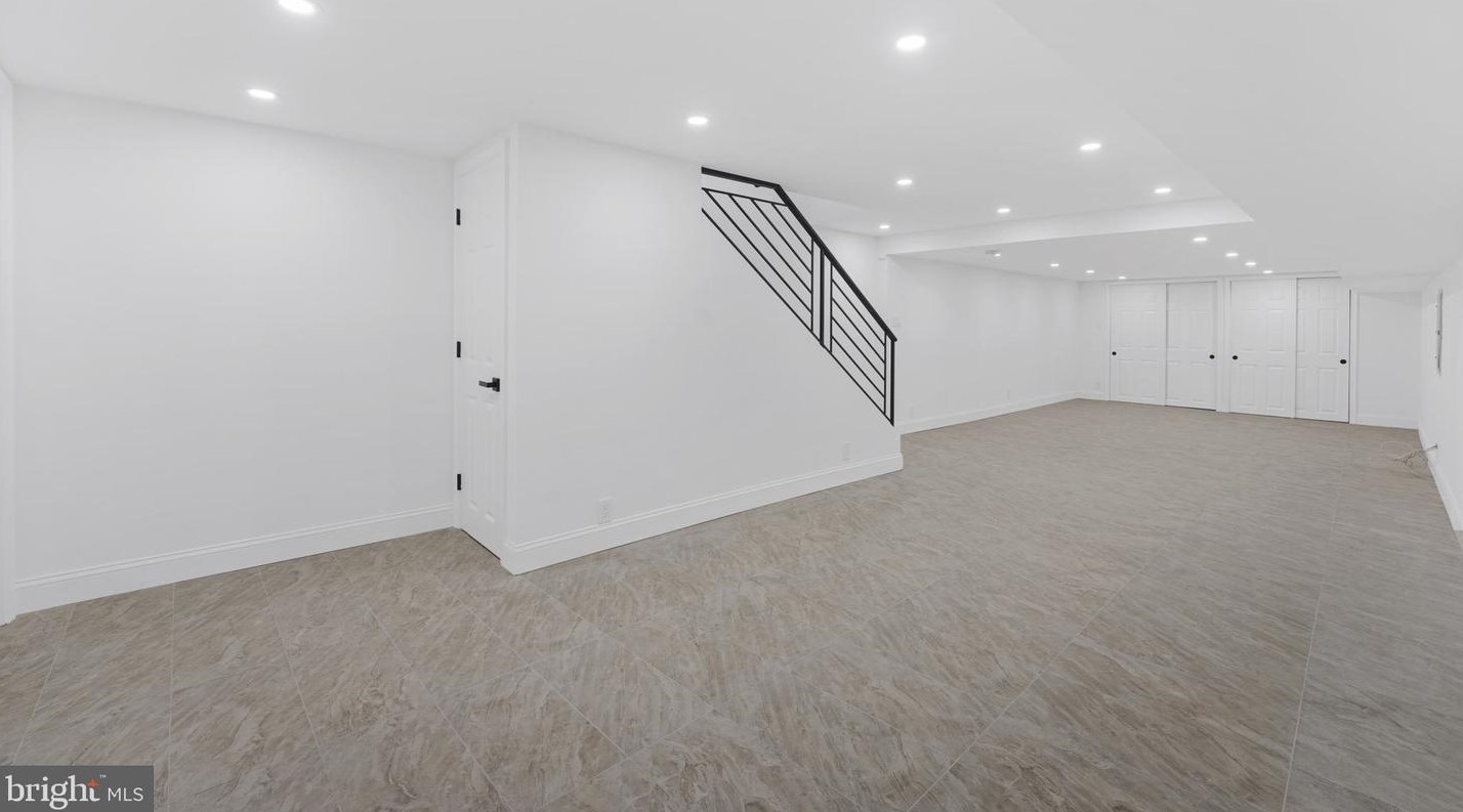 5200 Wakefield St, Philadelphia PA  19144-2325 exterior